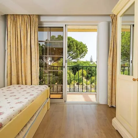 Jardin Villa *