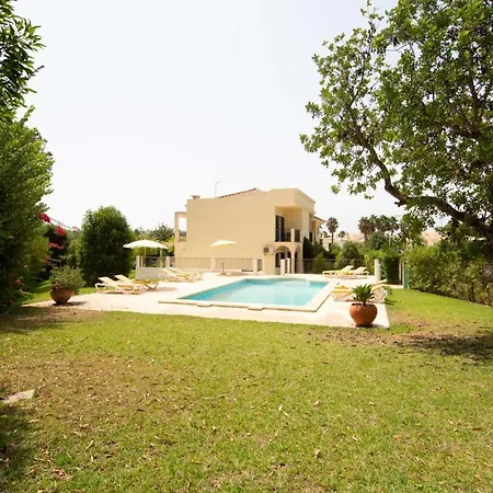 וילה Jardin
